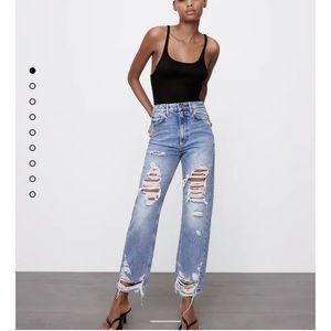Zara Womens High-Rise The Pepper Mom Jeans Distressed Light Wash
